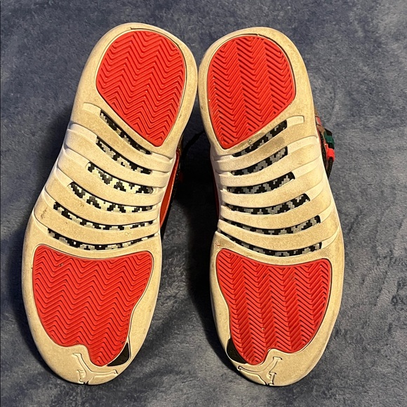 Custom Gucci Air Jordan 12 - Picture 4 of 5